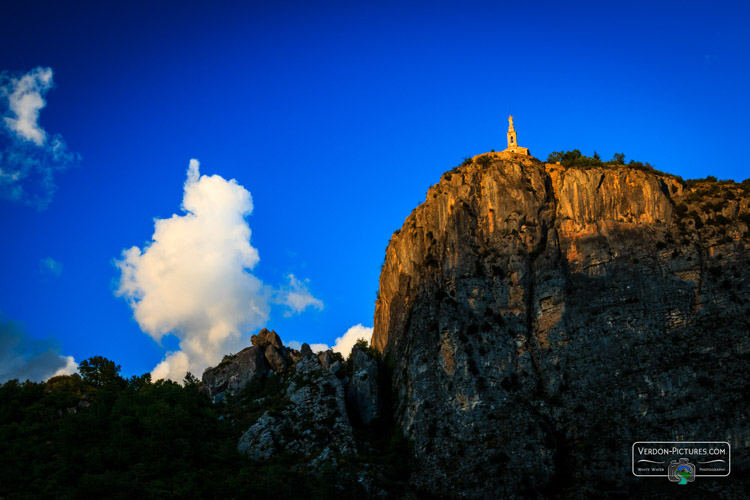 photo coucher soleil roc castellane verdon